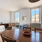 Daire Luminosa Vittoria By Interhome Roma